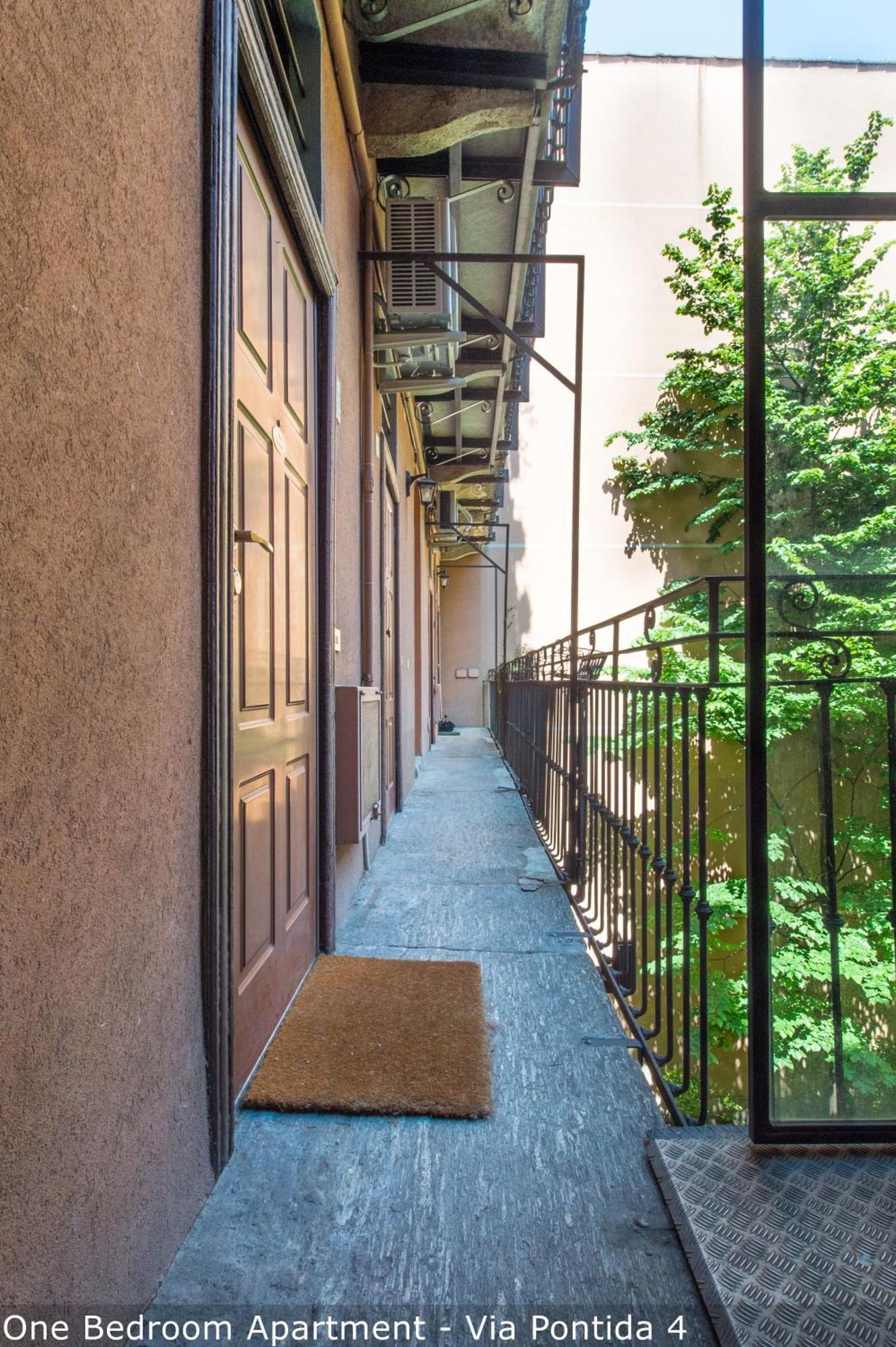Brera Apartments In Porta Volta Milan Room photo